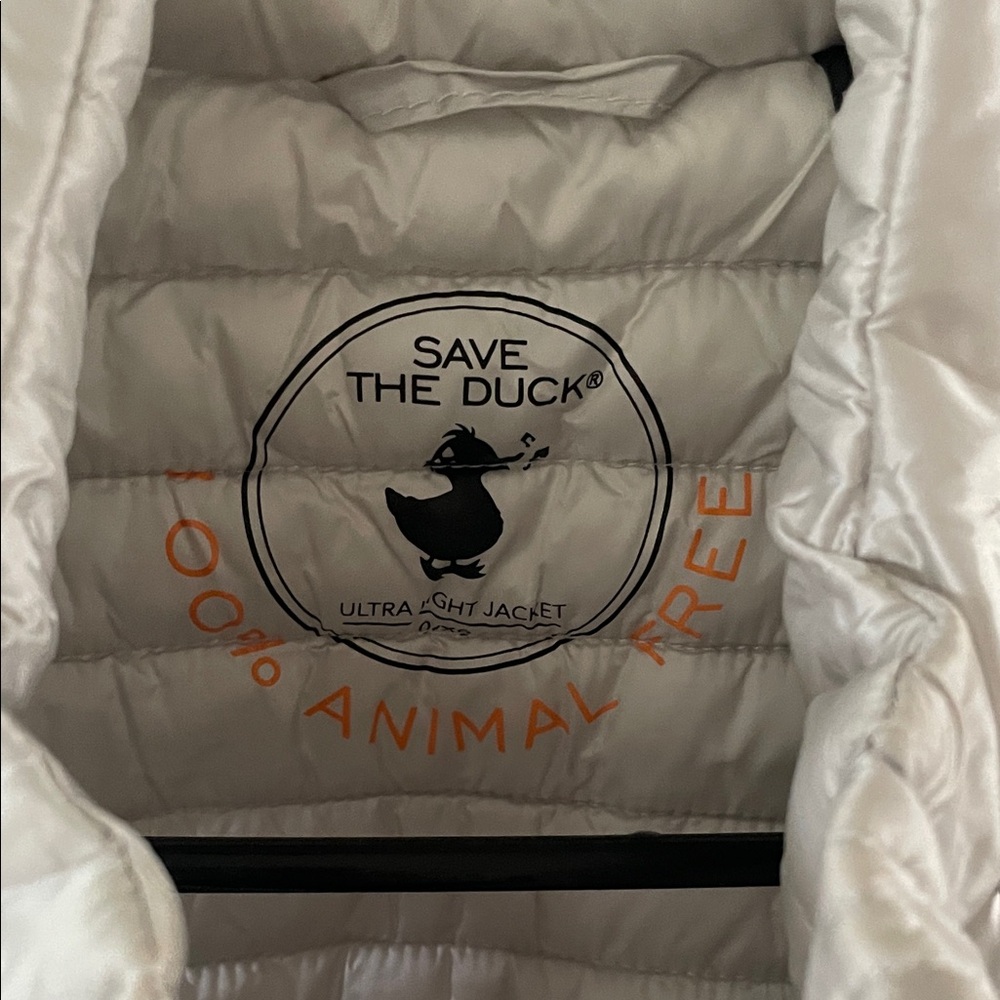 SAVE THE DUCK Women's Quilted Packable Vest in Light Silver Gray - Picture 3 of 5